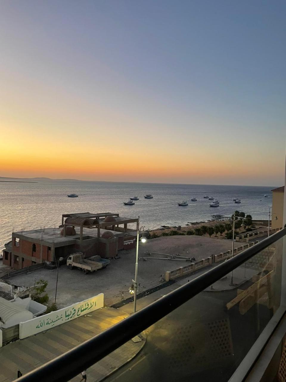 Blue View Suites Gurdaka Kültér fotó