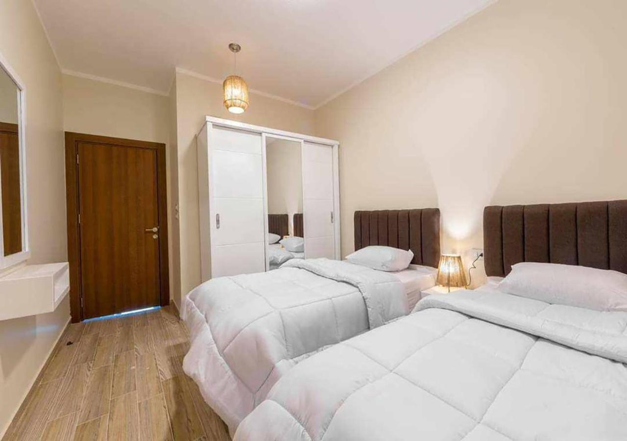 Blue View Suites Gurdaka Kültér fotó